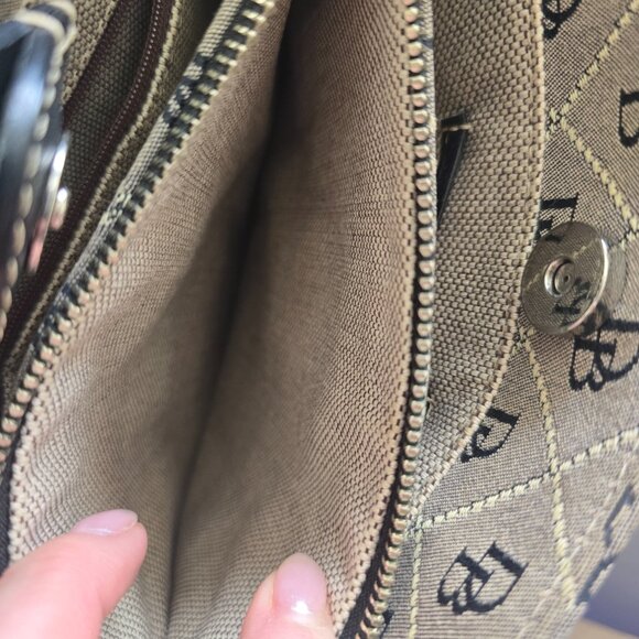 Dooney & Bourke purse - Picture 12 of 13